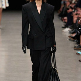 черный 4717786e-f11d-46e6-9129-fa2199f74f7b черный 4717786e-f11d-46e6-9129-fa2199f74f7b