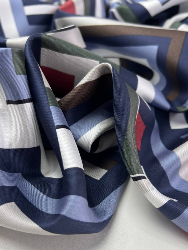 красный/синий/голубой 5f3a6b20-0a96-4771-ad2f-33715ad18864 красный/синий/голубой 5f3a6b20-0a96-4771-ad2f-33715ad18864