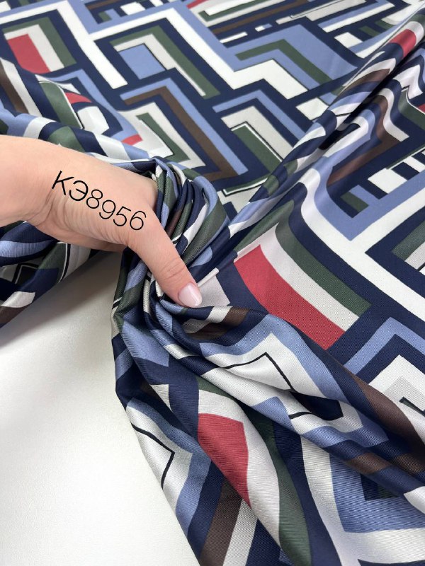 красный/синий/голубой f059e789-7b2b-434f-a8ac-c3654c4a32d3 красный/синий/голубой f059e789-7b2b-434f-a8ac-c3654c4a32d3