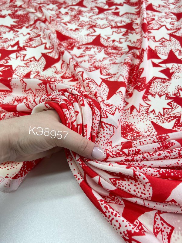 кремово-красная bf8efe53-1ab2-44e4-80dc-5ef4b81e170a кремово-красная bf8efe53-1ab2-44e4-80dc-5ef4b81e170a