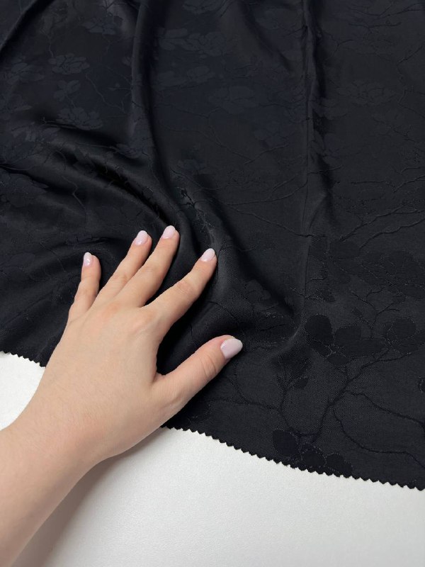 цветы ветки черные 1dfefe58-4fd7-43c9-acb3-173f91c8c0c9 цветы ветки черные 1dfefe58-4fd7-43c9-acb3-173f91c8c0c9