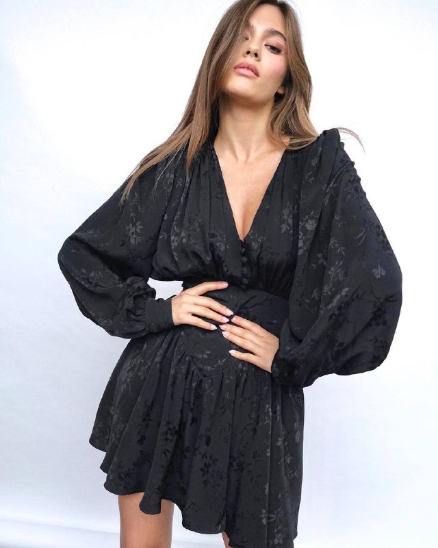 цветы ветки черные ee24112a-e081-4dae-af51-76f5f0c42fd9 цветы ветки черные ee24112a-e081-4dae-af51-76f5f0c42fd9