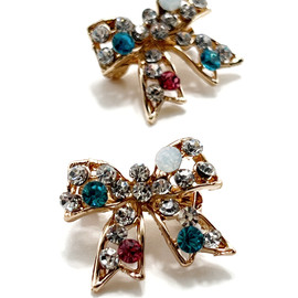 Брошь  Брошь