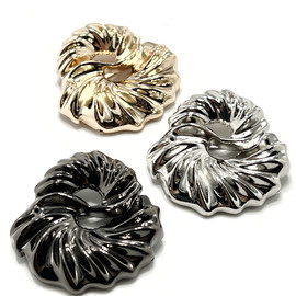 Брошь  Брошь