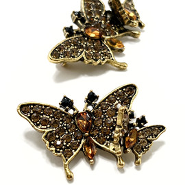 Брошь  Брошь