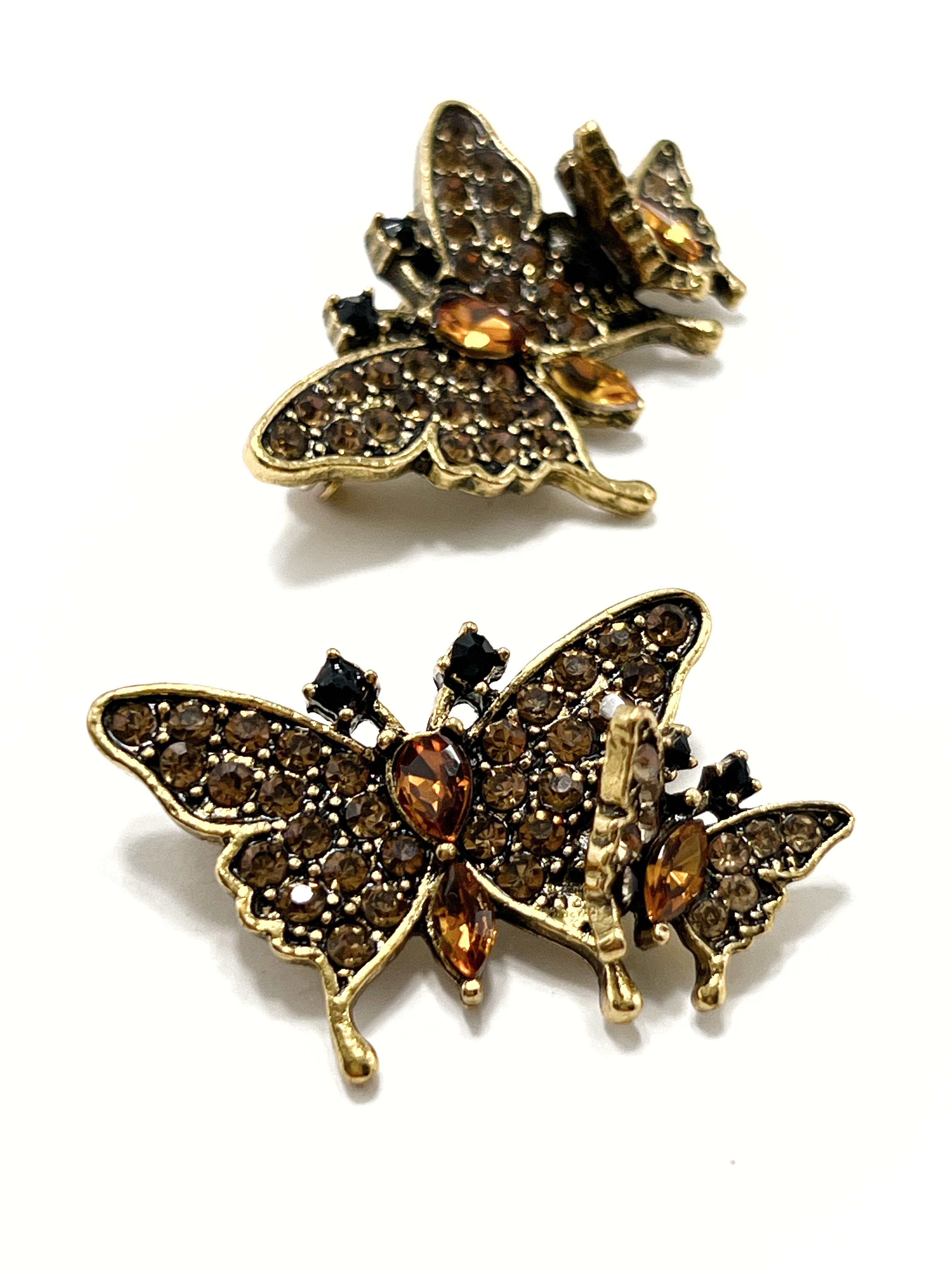 Брошь  Брошь