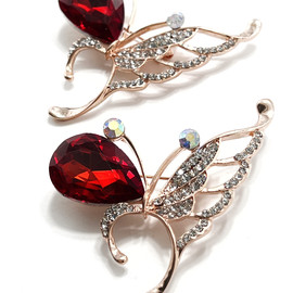 Брошь  Брошь