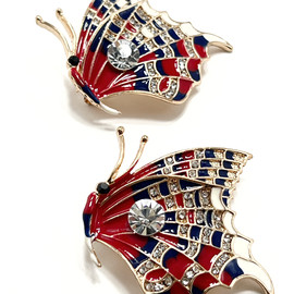 Брошь  Брошь