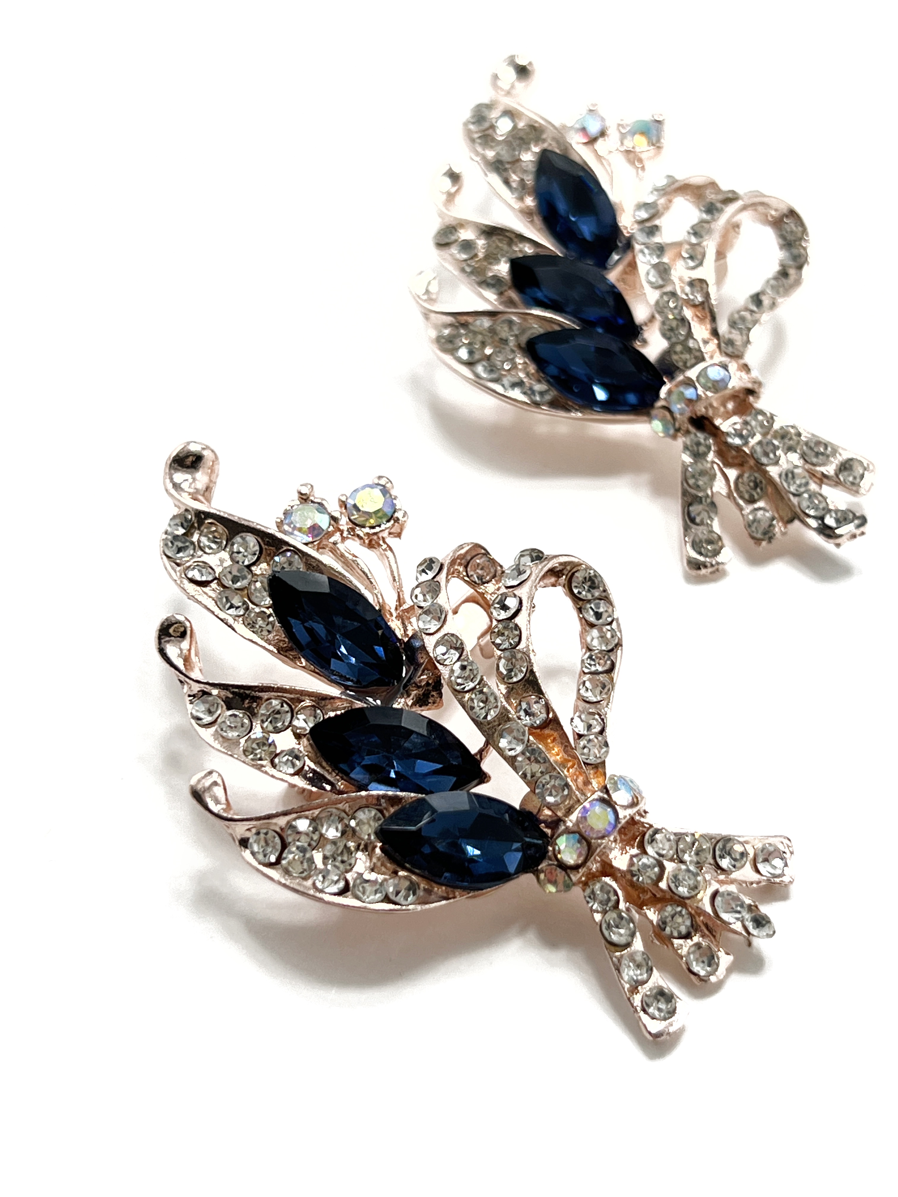 Брошь  Брошь