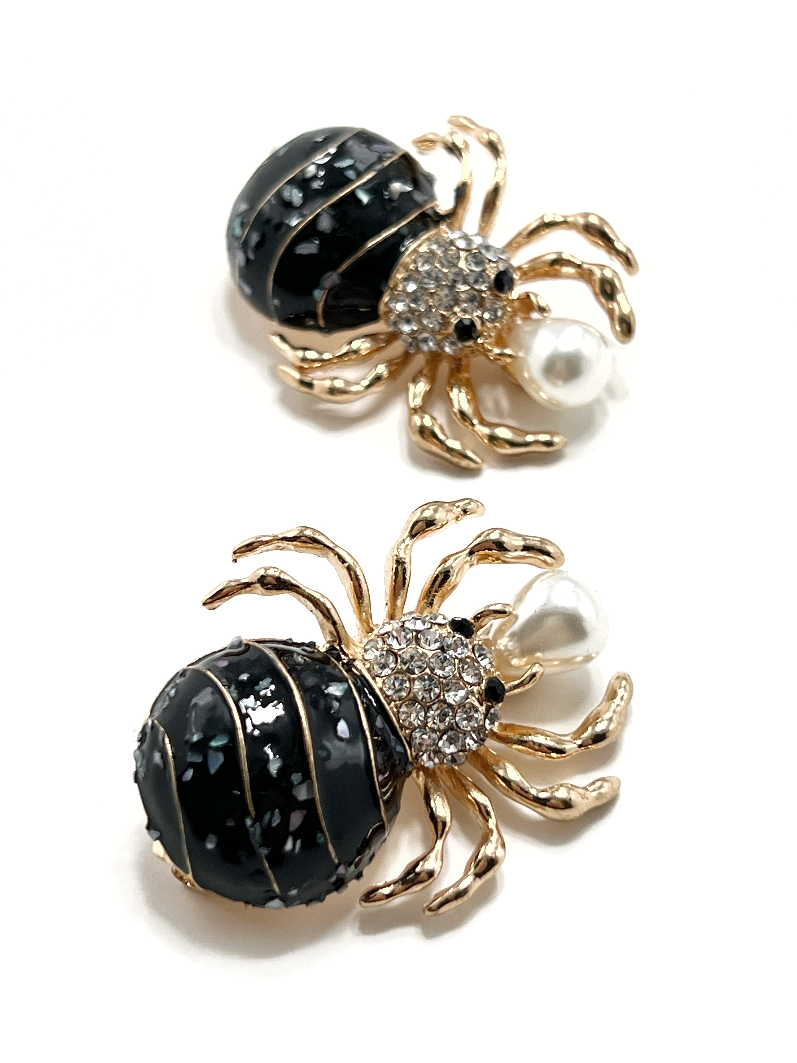 Брошь  Брошь