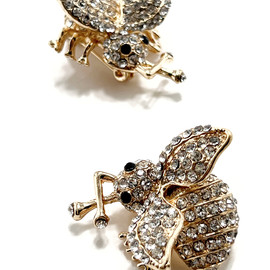 Брошь  Брошь