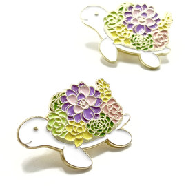 Брошь  Брошь