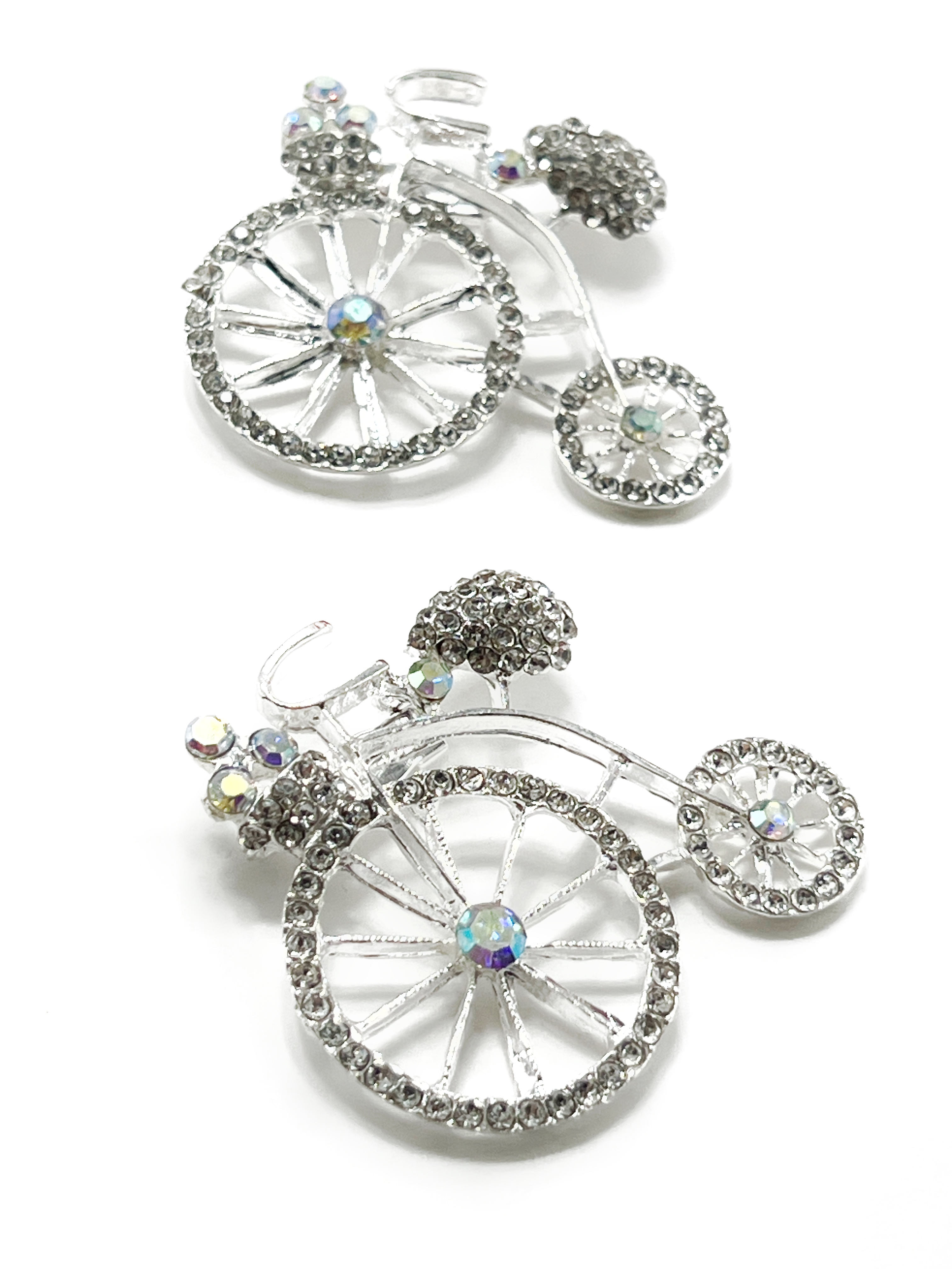 Брошь  Брошь