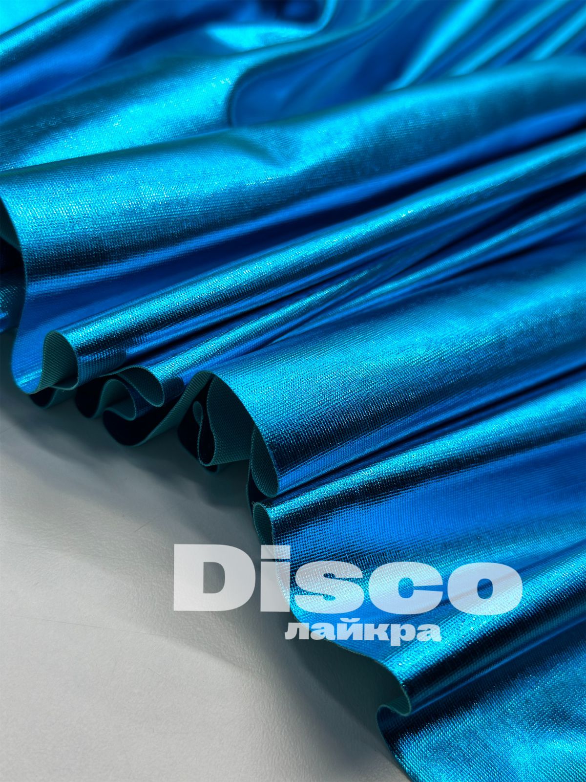 красный whatsapp image 2025-11-18 at 10.18.15