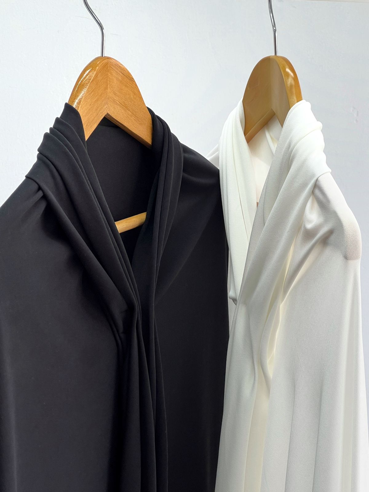 чёрный whatsapp image 2025-11-21 at 12.08.421