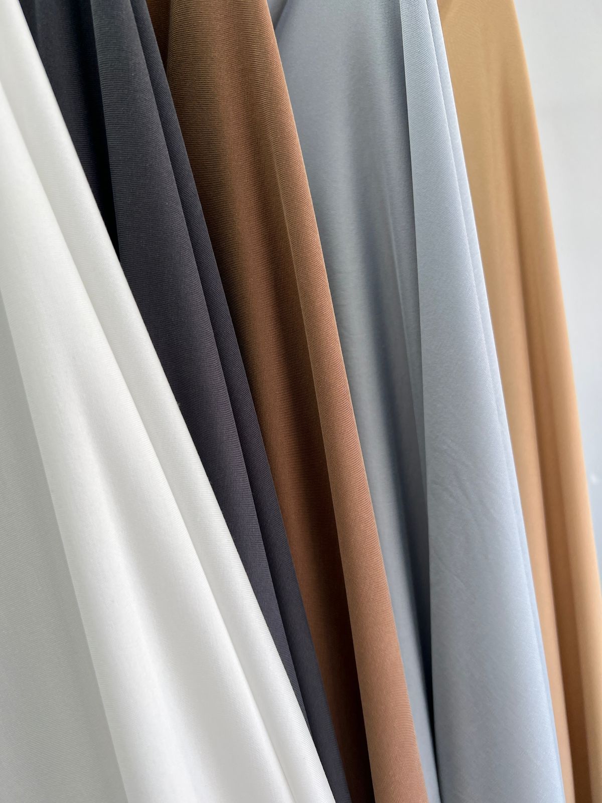 тёмно серый whatsapp image 2025-11-21 at 12.09.05