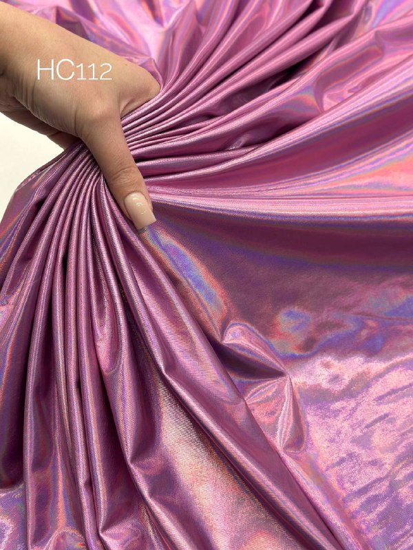 розовый 06aac252-a5d7-48c4-b914-97f15bb2d11e