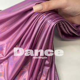 розовый 3a025f76-c2ff-41fb-a000-cee04b588d85