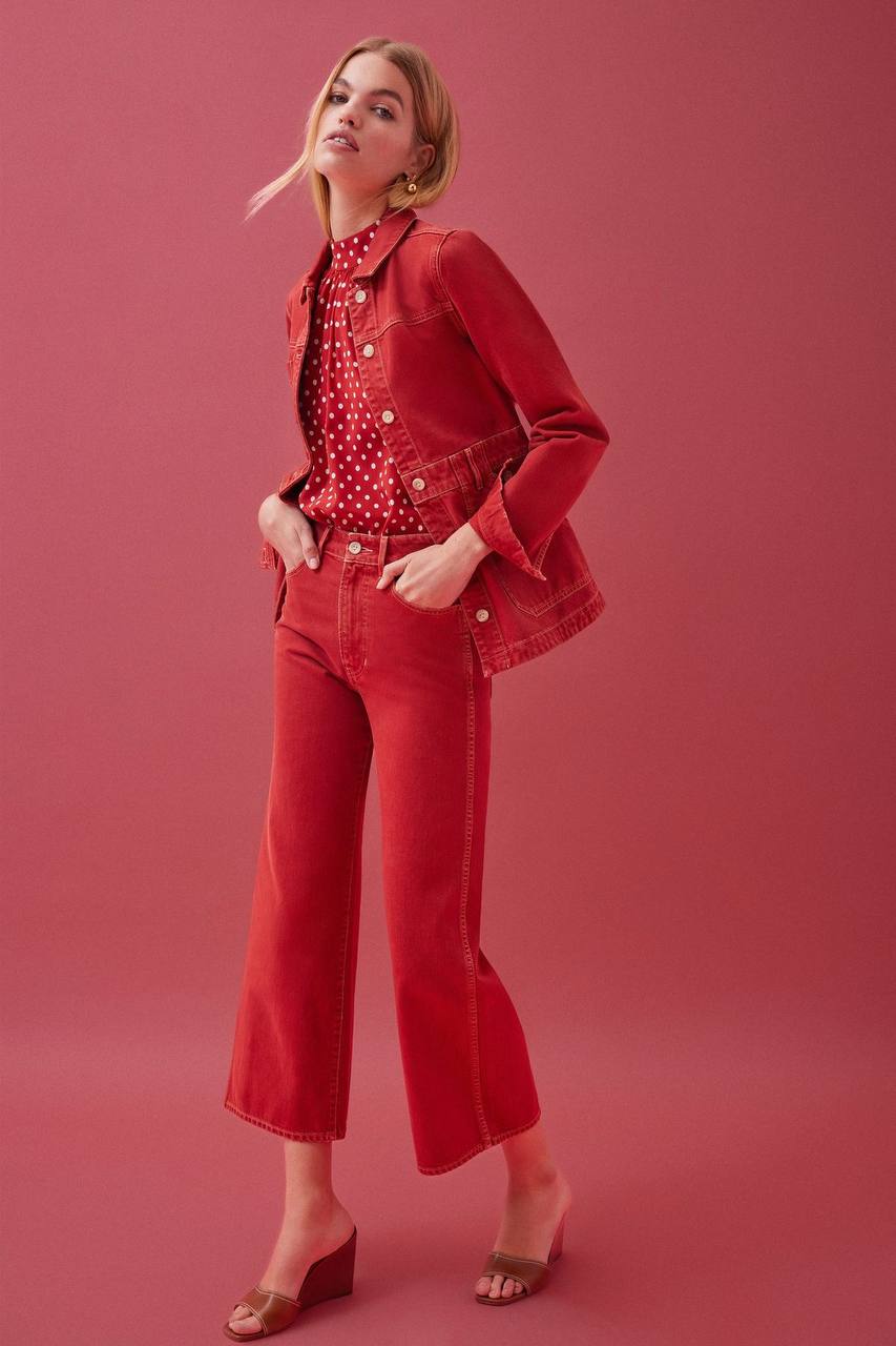 чёрный на айвори photo_2026-01-06_14-17-09