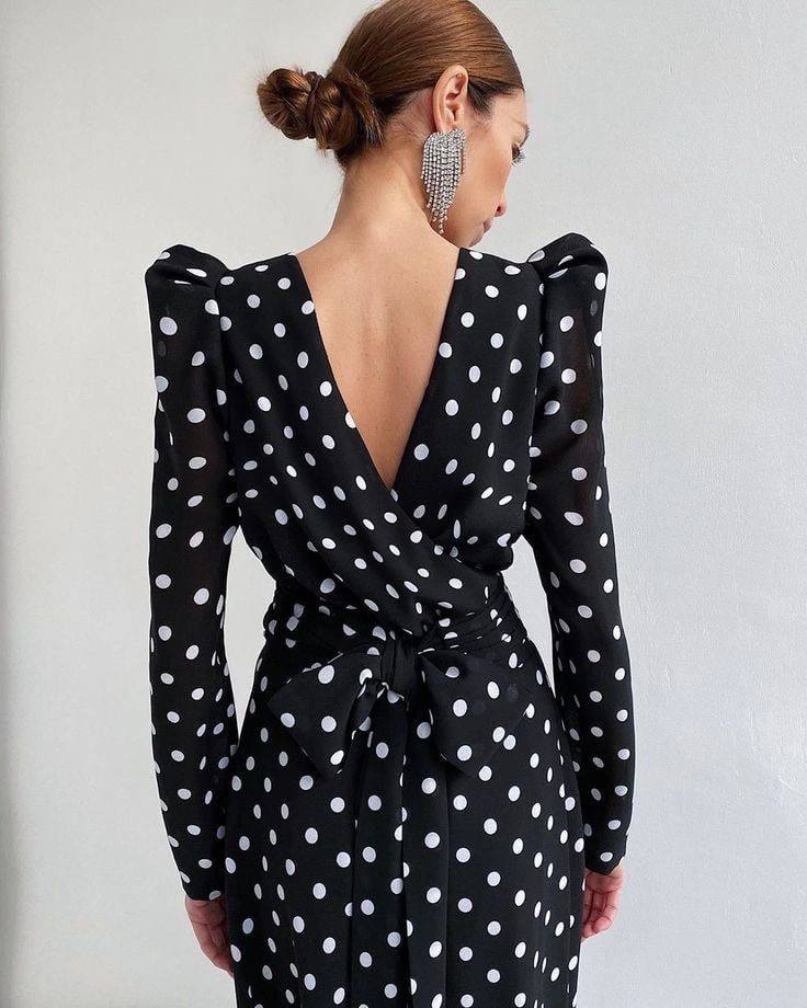 чёрный на айвори photo_2026-01-06_14-17-16 (2)