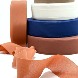 Косая бейка 27мм креп-шелк Италия 1