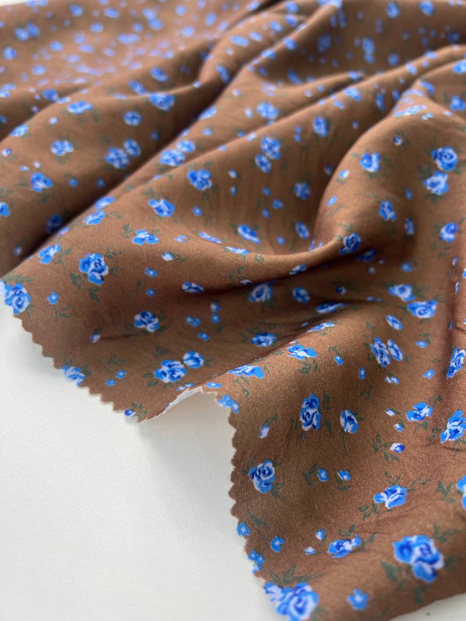 Синие розочки photo_2026-01-20_10-54-48