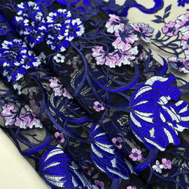 на чёрном photo_2026-01-20_17-53-31