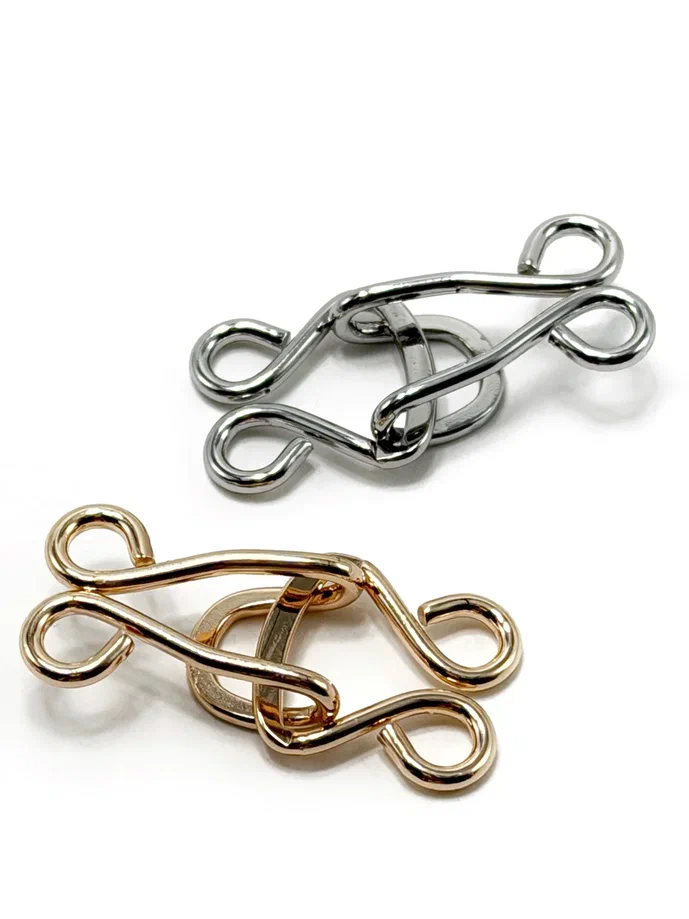 Крючок 16х34мм 1