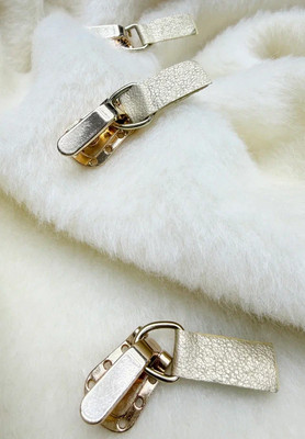 Крючок шубный #10 Голубой 