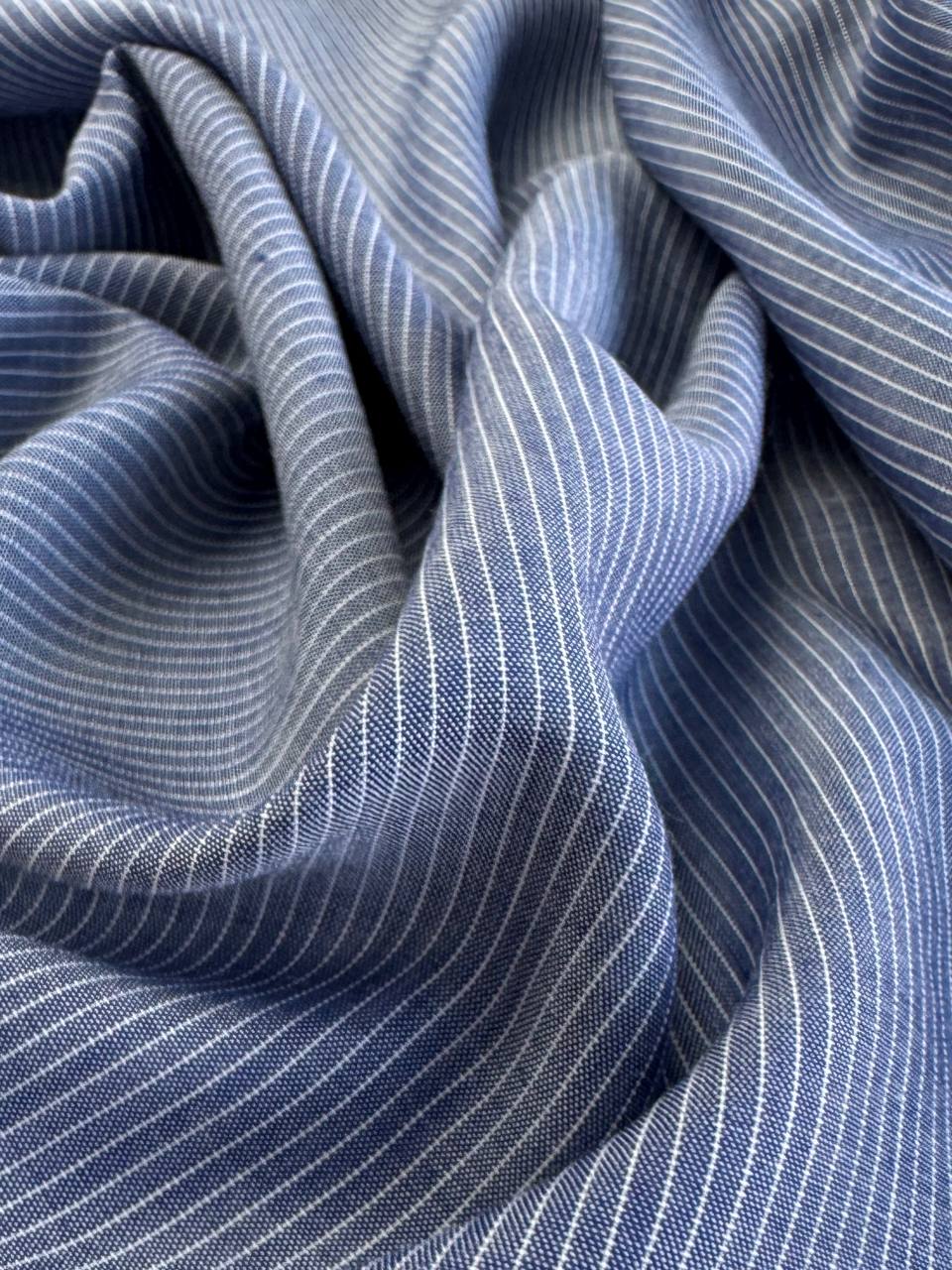 Плательная ткань белые полоски photo_2026-02-02_16-03-11