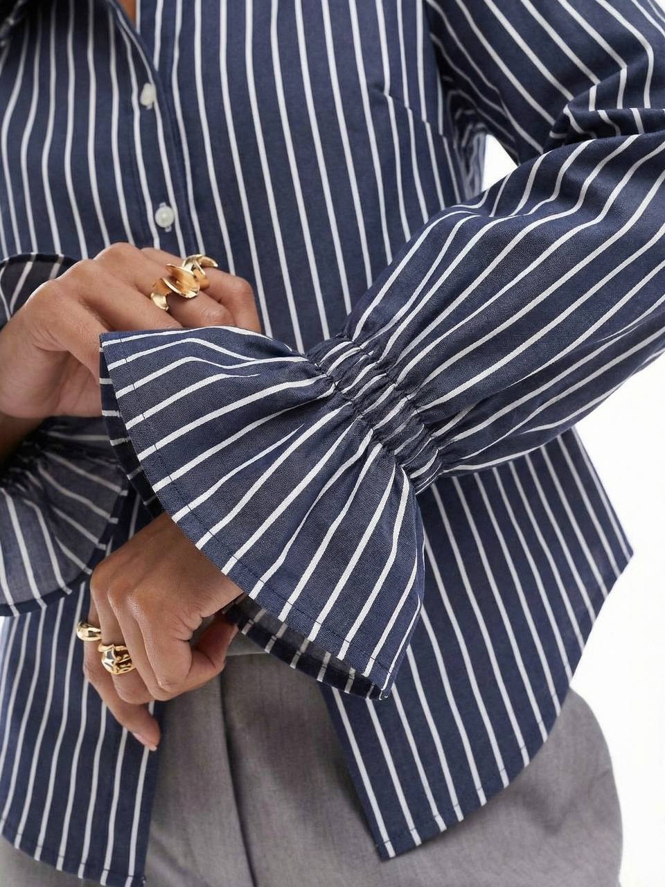 серосиний джинс и белые photo_2026-02-10_16-22-01