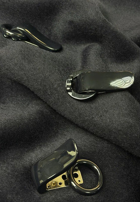 Крючок пластик шубный #8 Чёрный