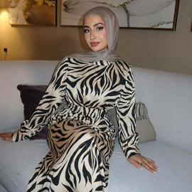 Абстрактные волны photo_2026-02-12_11-54-32