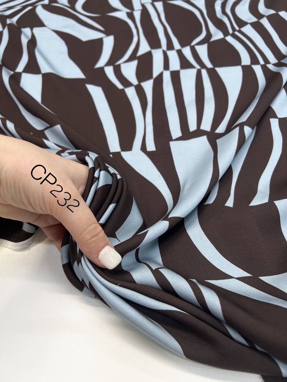 Абстракция photo_2026-02-12_11-51-18