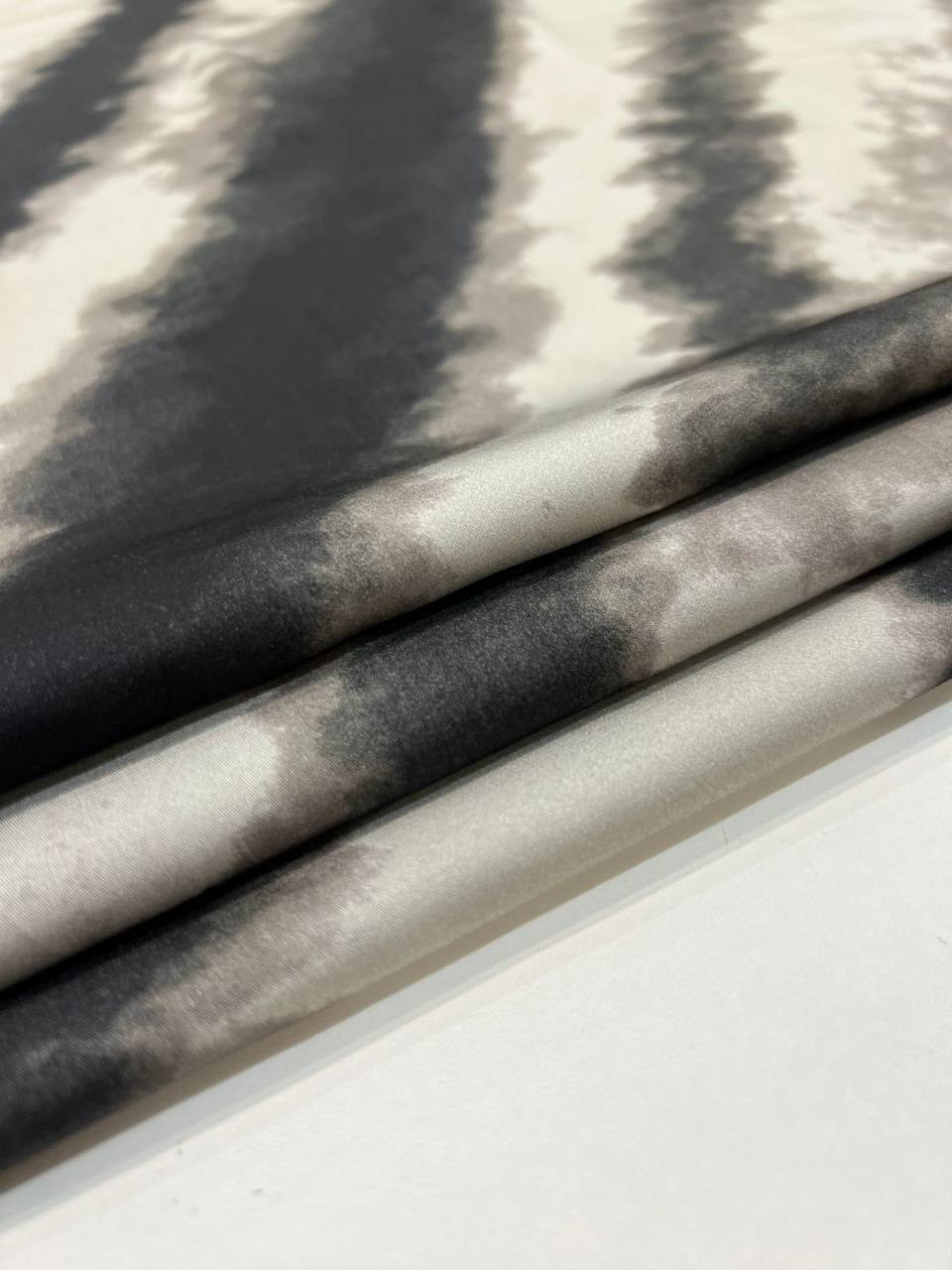 Акварельная абстракция photo_2026-02-12_12-09-40