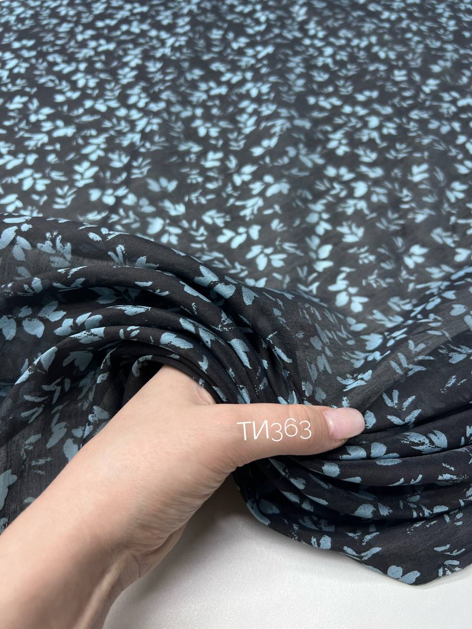 Голубые абстракции photo_2026-02-26_18-35-36