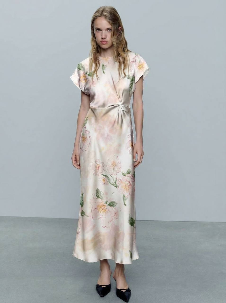 крупные пудровые бутоны photo_2026-03-16_14-28-58