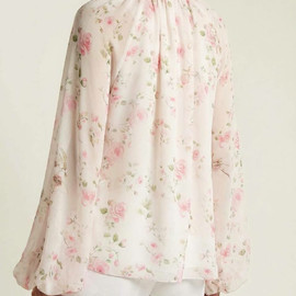 Розы и веточки photo_2026-03-17_12-13-59