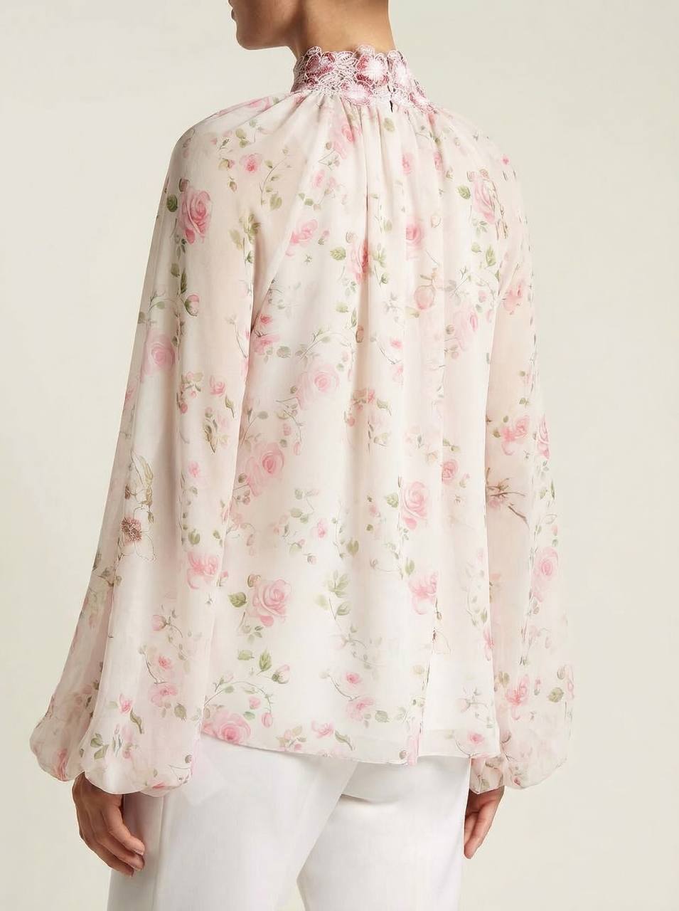 Розы и веточки photo_2026-03-17_12-13-59