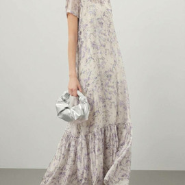 на кремовом photo_2026-03-18_10-03-11