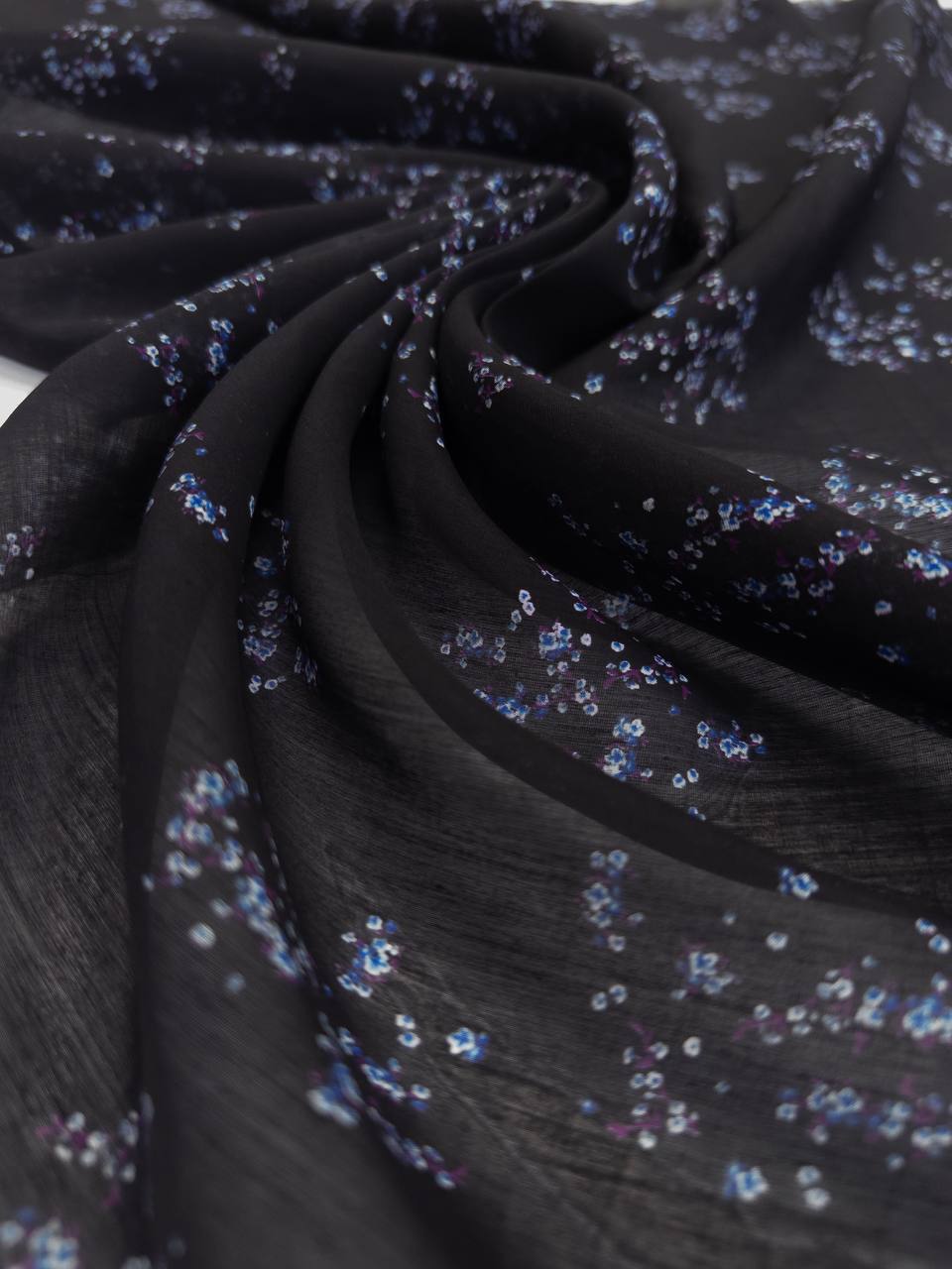 на чёрном photo_2026-03-18_16-47-30 (2)