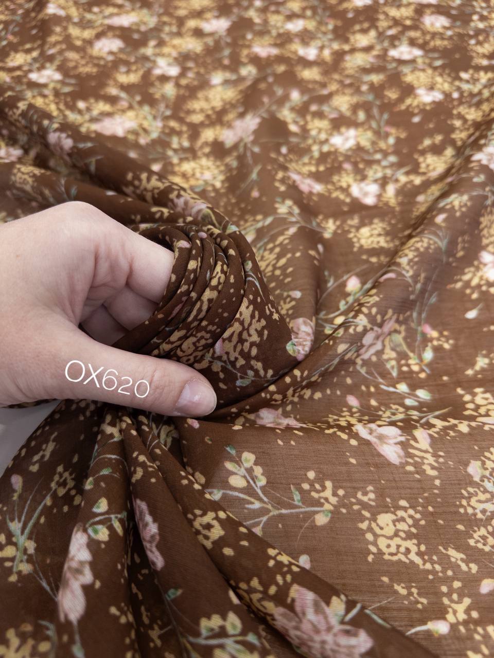 на шоколадном photo_2026-03-18_17-04-28