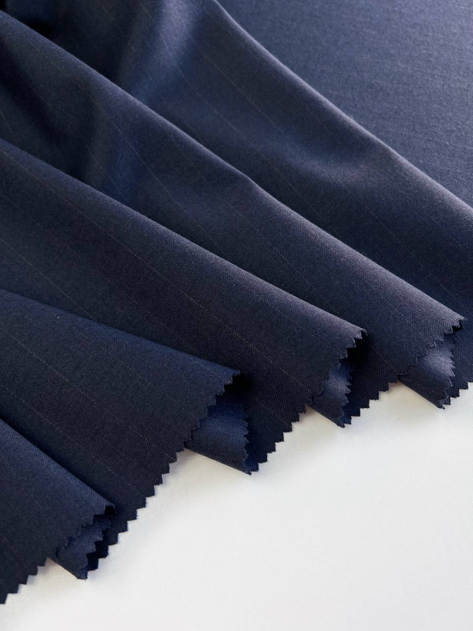 тонкие полоски на тёмно синем photo_2026-03-24_17-43-43