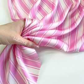 на кремовом photo_2026-03-26_13-43-52