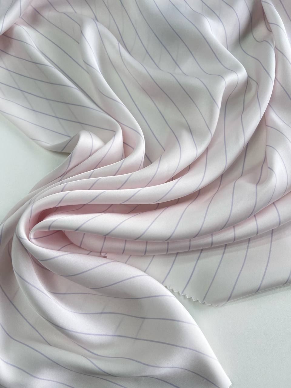 сиреневые на розовом креме photo_2026-03-30_12-13-58