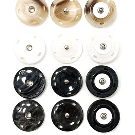 Кнопка пришивная пластик 22мм 1