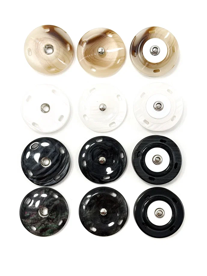 Кнопка пришивная пластик 22мм 1