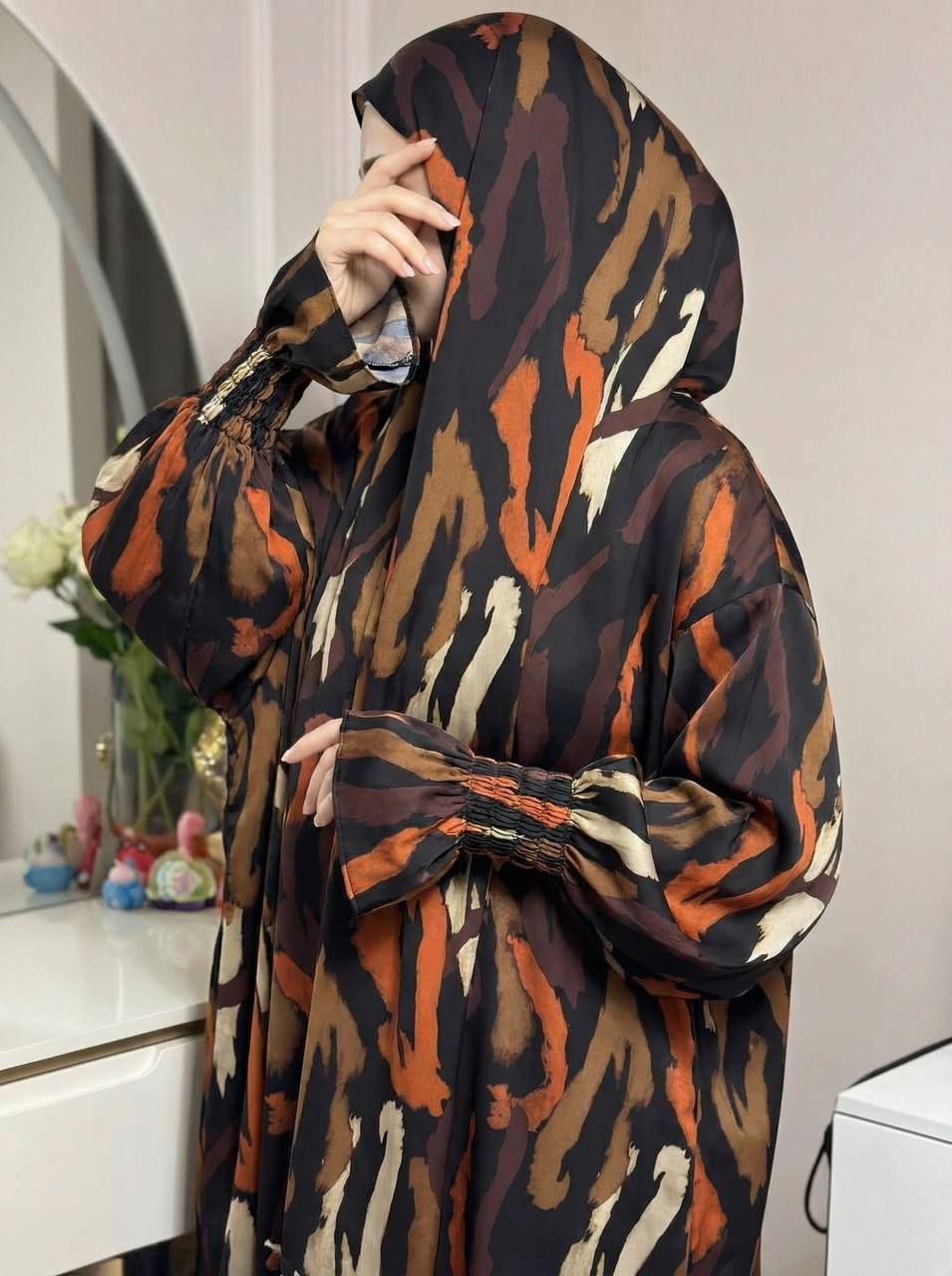 крупные абстрактные мазки photo_2026-04-03_18-43-58