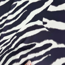 абстракция крупная photo_2026-04-06_12-40-12