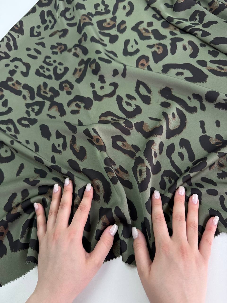 на оливковом photo_2026-04-06_12-43-59